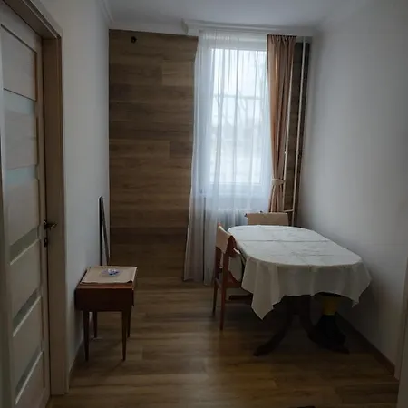 Varmegyehaza Appartement *